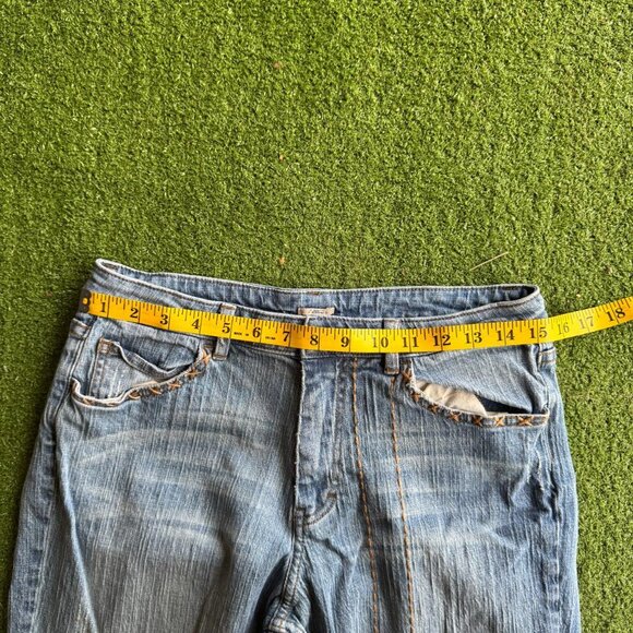 Vintage Floral Embroidered Bootcut Jeans - Picture 5 of 5